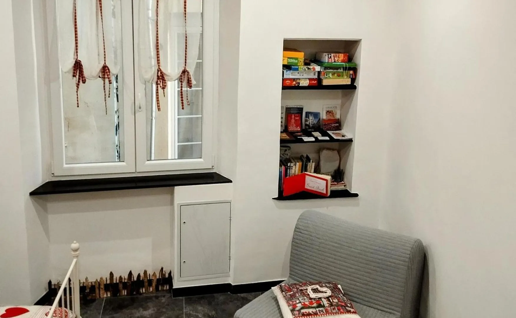 Casa Cannoni Genoa 0*,